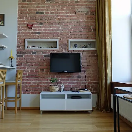 Trendy Studio *